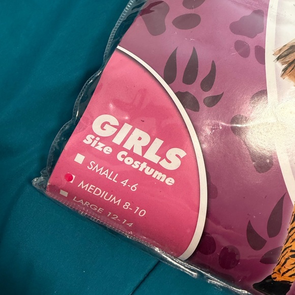 Girls tigress Costume M 8-10 - Picture 3 of 6